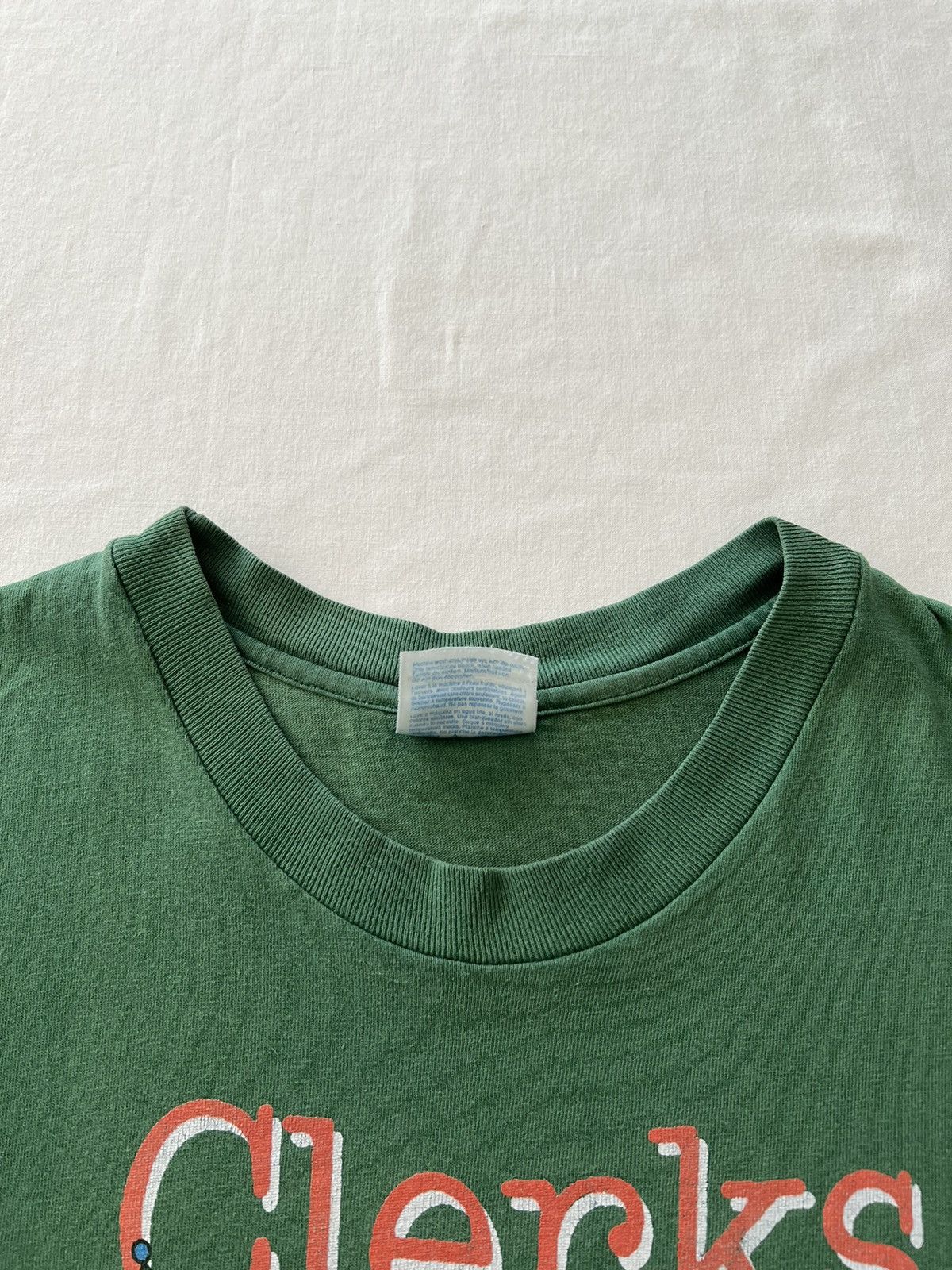 Band Tees × Vintage Vintage 1999 Clerks Movie Faded Green Tee Size US L / EU 52-54 / 3 - 10 Thumbnail