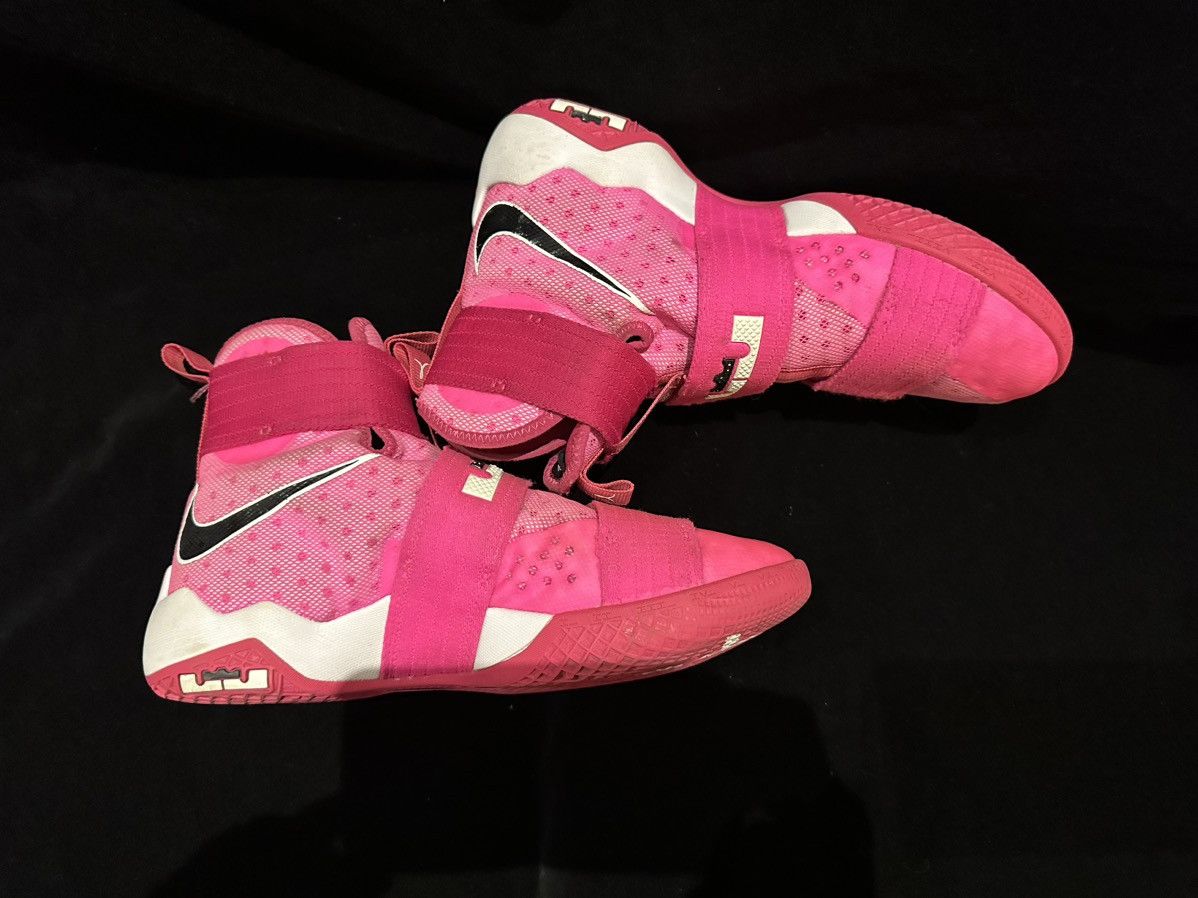 Think Pink Lebron Soldier 11 Pink White Soldier 11 Pink Nike Lebron Soldier  11 Pink And, image size:1198x898