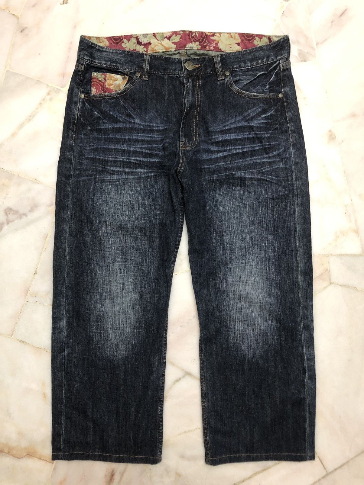 Japanese Brand RARE!! FISH KOI EMBROIDERED JEANS Size US 34 / EU 50 - 3 Thumbnail