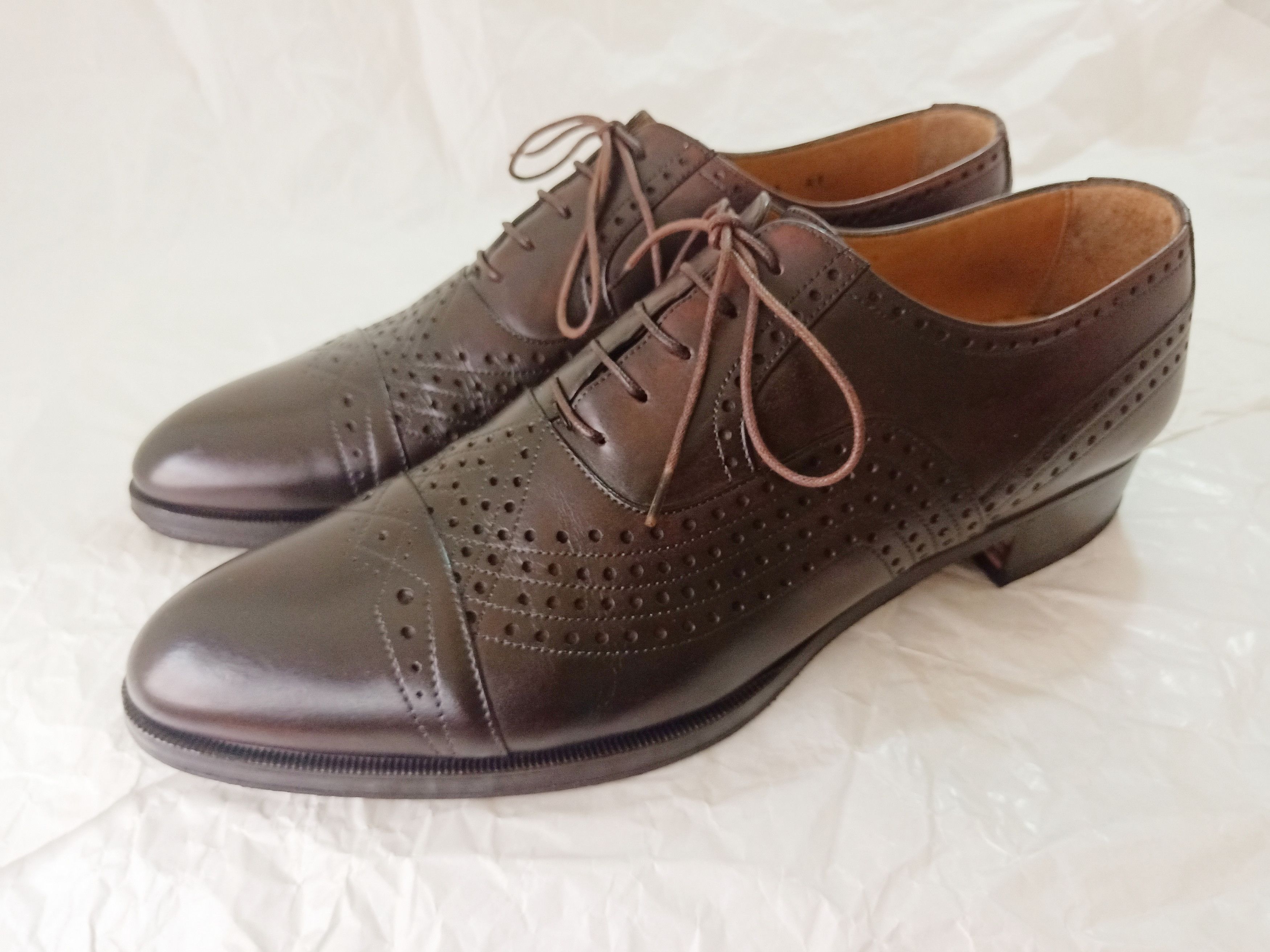 Saint Laurent Paris × Yves Saint Laurent SAINT LAURENT YSL EARL PERFORATED OXFORDS SHOES Tom Ford Era Size US 8 / EU 41 - 6 Thumbnail