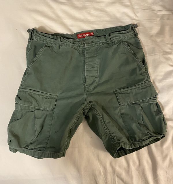 Supreme Supreme Cargo Shorts | Grailed