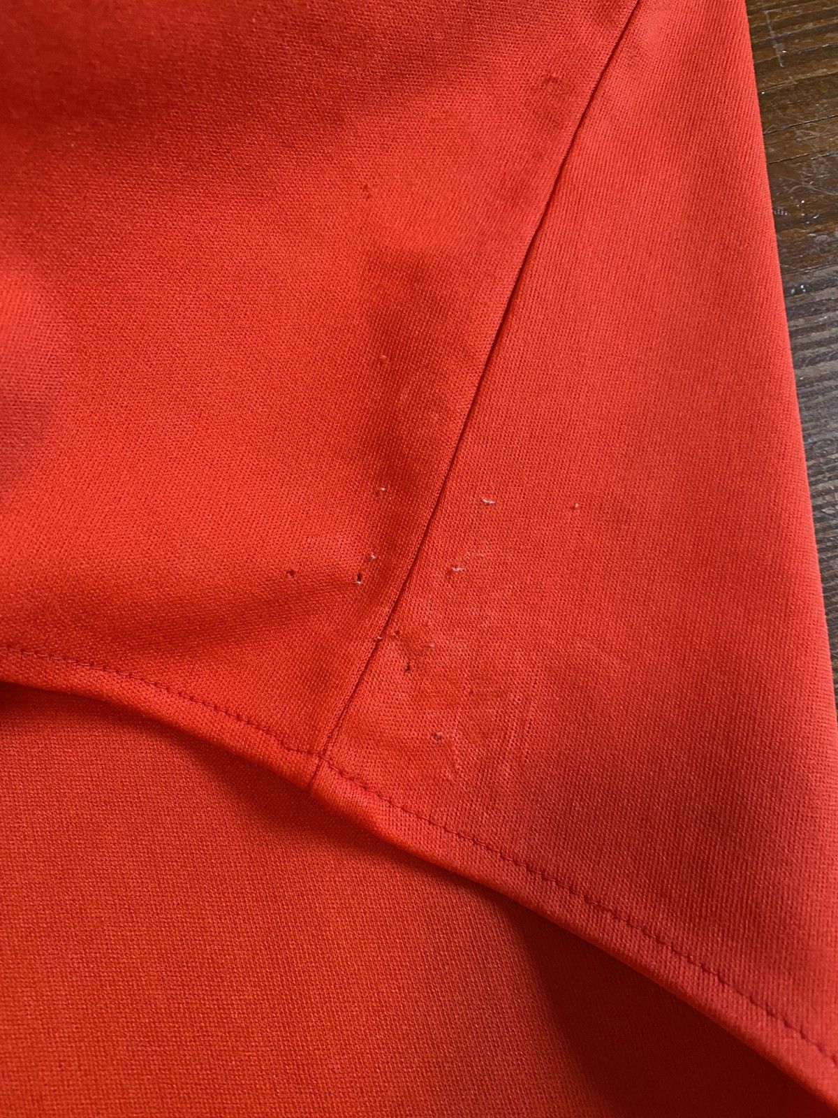 Van Heusen Vintage 70’s Van Heusen Red Polyester Short Sleeve Button Up Size US L / EU 52-54 / 3 - 10 Thumbnail