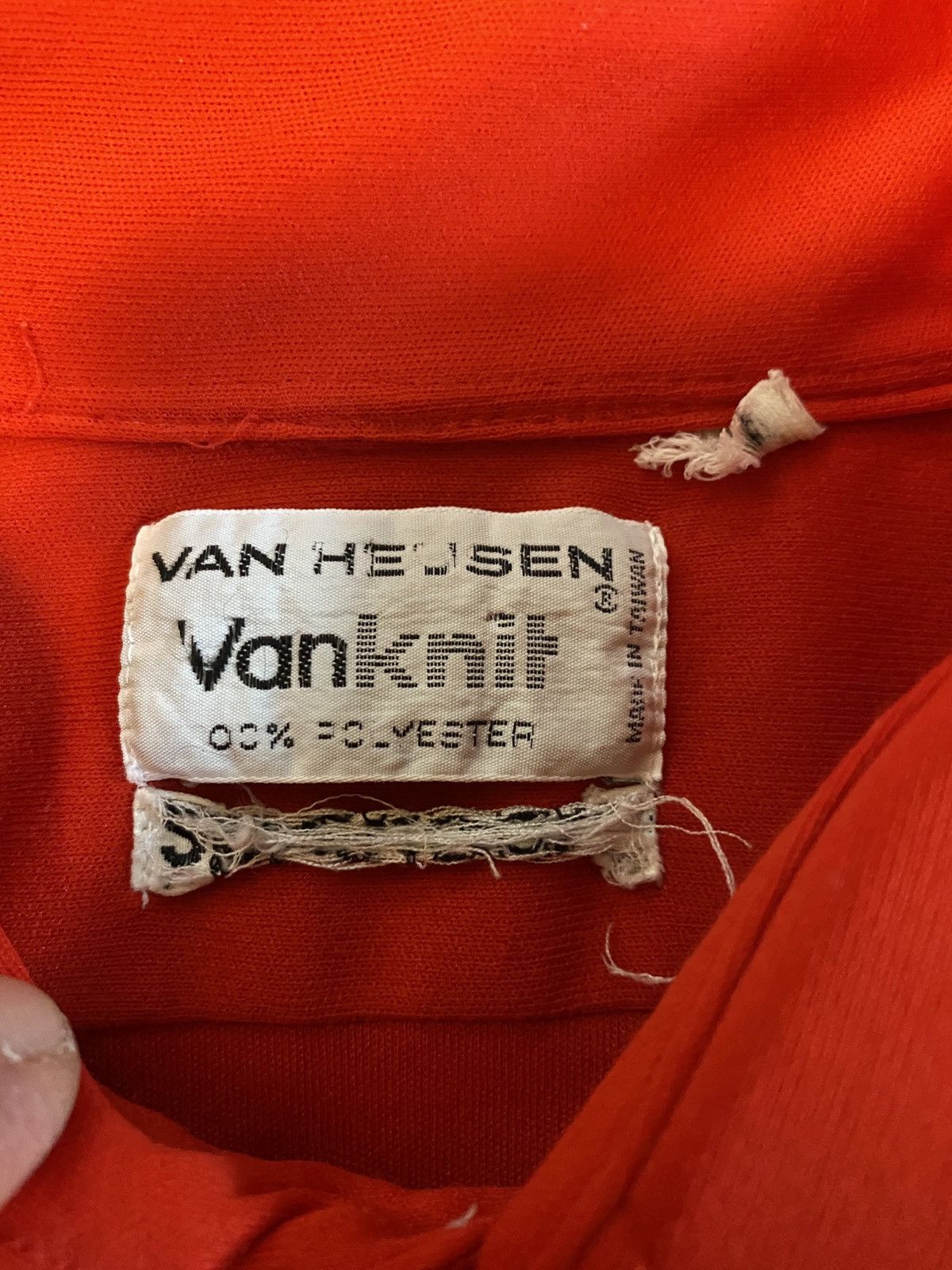 Van Heusen Vintage 70’s Van Heusen Red Polyester Short Sleeve Button Up Size US L / EU 52-54 / 3 - 6 Thumbnail