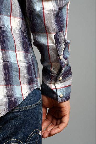 Nudie Jeans nudie jeans dragonfly embroidery shirt Size US S / EU 44-46 / 1 - 7 Thumbnail