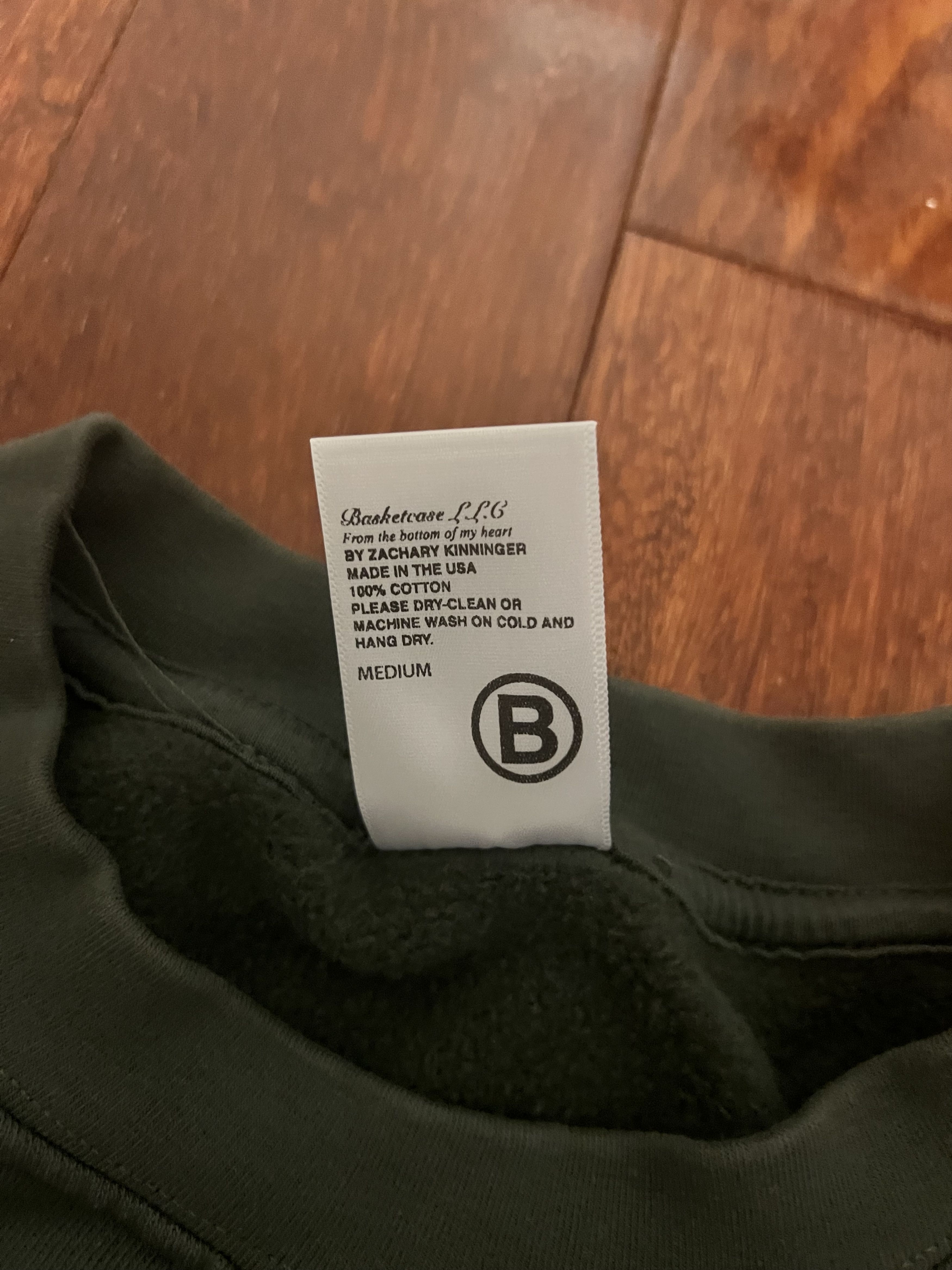 basketcase gallery 💚 AW21 Basketcase Gallery Raw College Sweater Green NEW Size US M / EU 48-50 / 2 - 10 Thumbnail