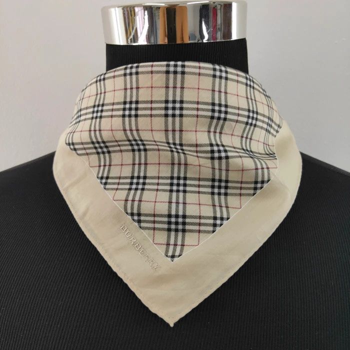 Burberry New Handkerchief/ Neckerchief/ Bandana - 3F2151 Size ONE SIZE - 6 Thumbnail
