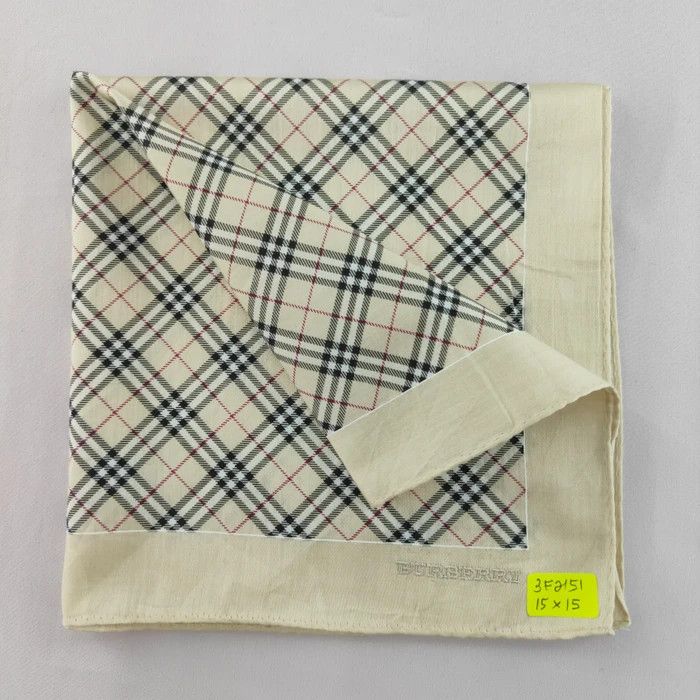 Burberry New Handkerchief/ Neckerchief/ Bandana - 3F2151 Size ONE SIZE - 1 Thumbnail