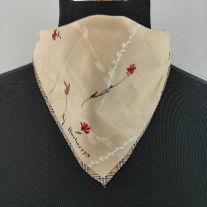 Burberry Handkerchief/ Headscarf/ Bandana - 3F2148 Size ONE SIZE - 5 Thumbnail