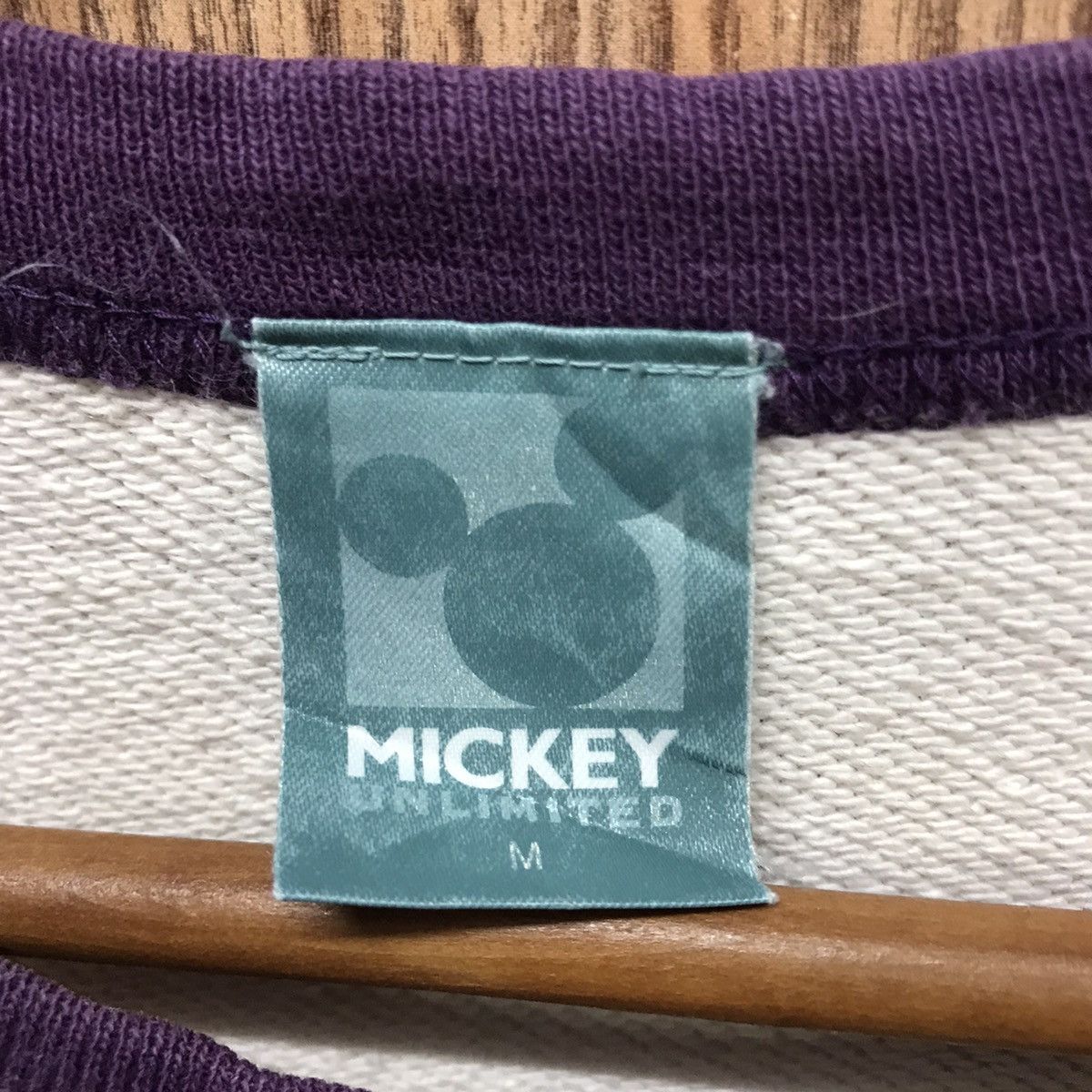 Disney × Mickey Mouse × Vintage Vintage Mickey Mouse Sweatshirt Disney Mickey Size US M / EU 48-50 / 2 - 6 Thumbnail