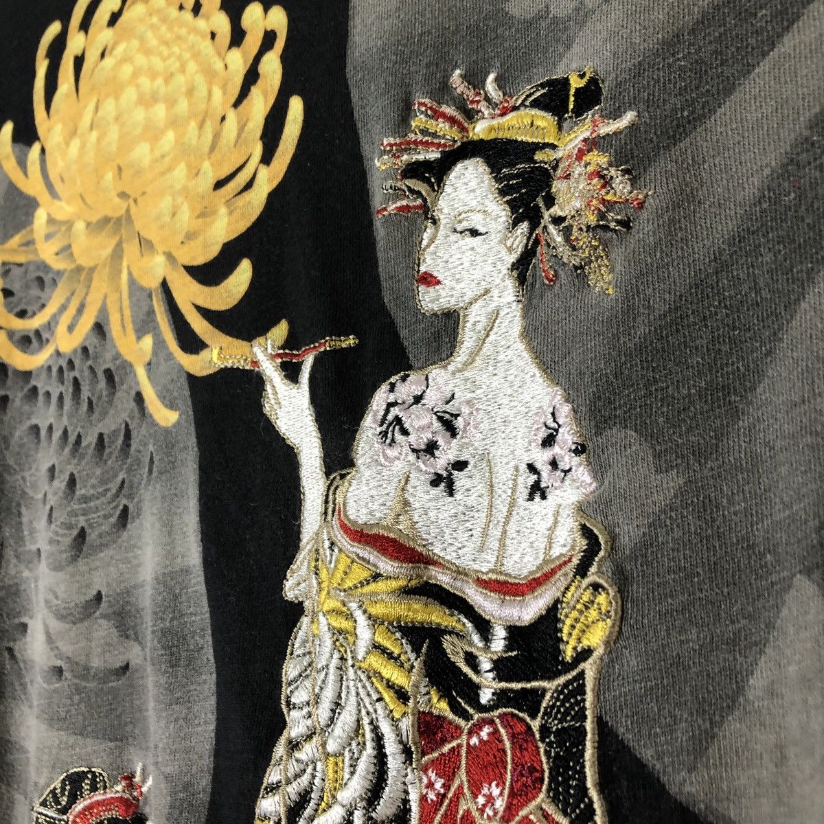 Japanese Brand Japan Geisha Embrodery Motif Sukajan Tshirt Size US XXL / EU 58 / 5 - 4 Thumbnail
