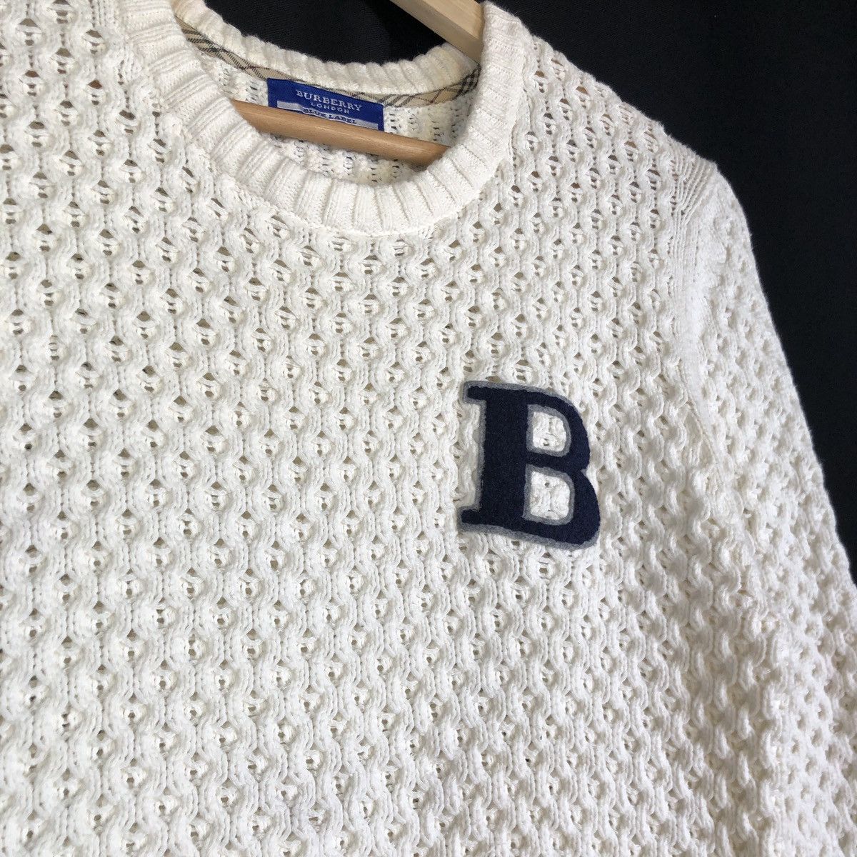 Burberry Burberry Embossed Logo Crochet Knitwear Size XS / US 0-2 / IT 36-38 - 3 Thumbnail