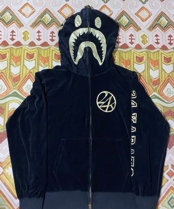 Black and gold online bape hoodie