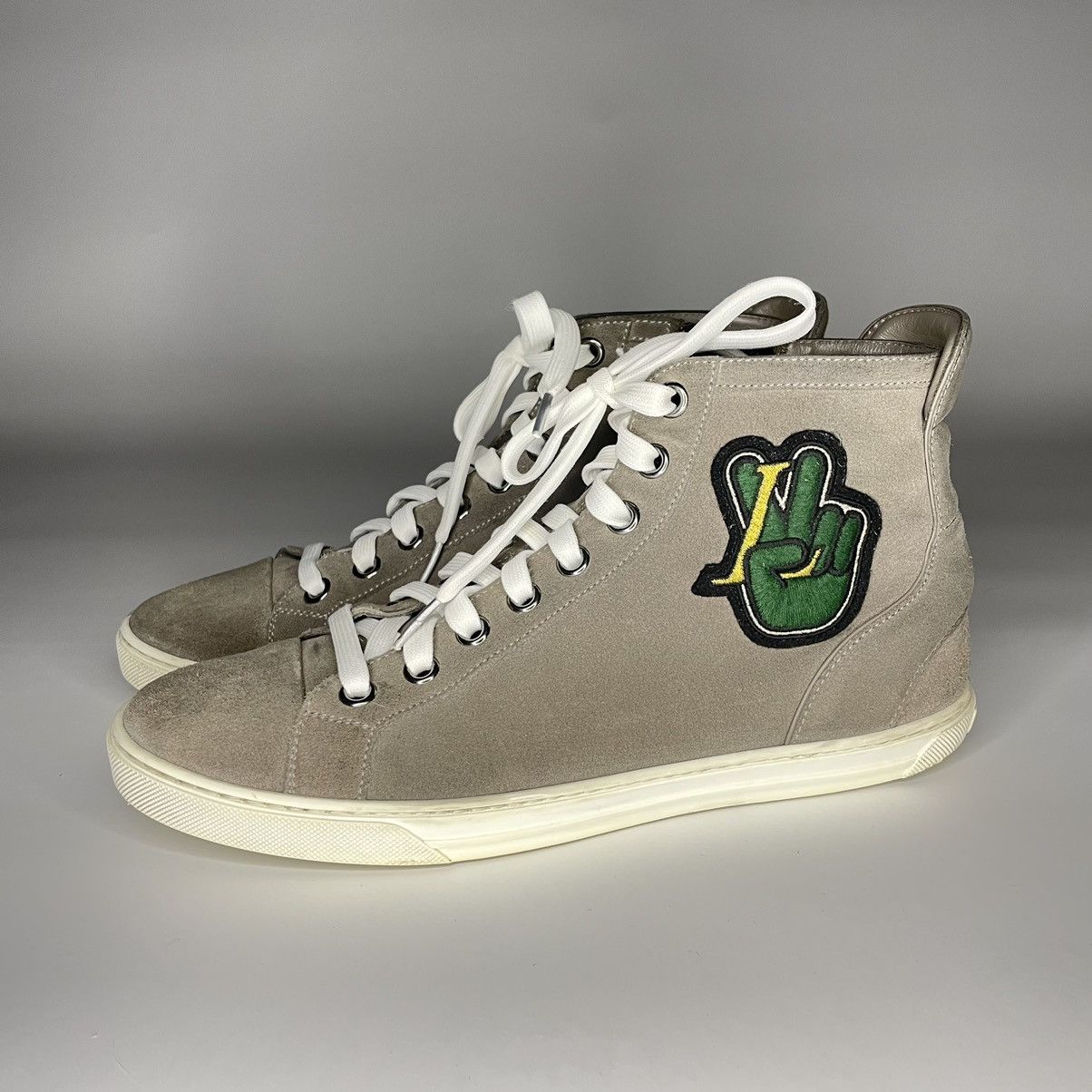 Louis Vuitton 7IT! Louis Vuitton Peace Patch Zip High Top Sneakers Size US 8.5 / EU 41-42 - 1 Thumbnail