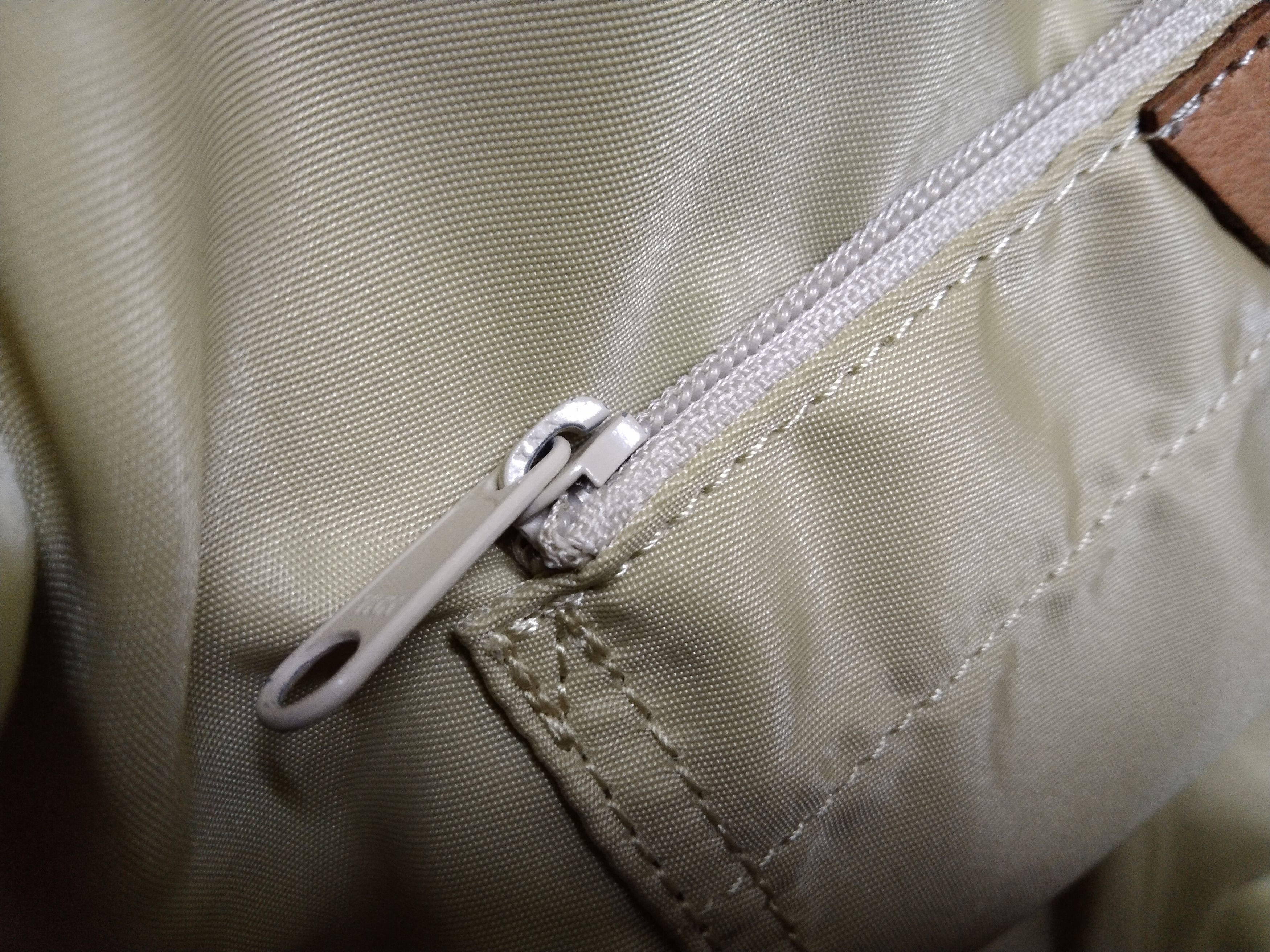 Issey Miyake × Japanese Brand × Tsumori Chisato TSUMORI CHISATO (ISSEY MIYAKE) PLAID BANANA SHOULDER BAG Size ONE SIZE - 25 Thumbnail