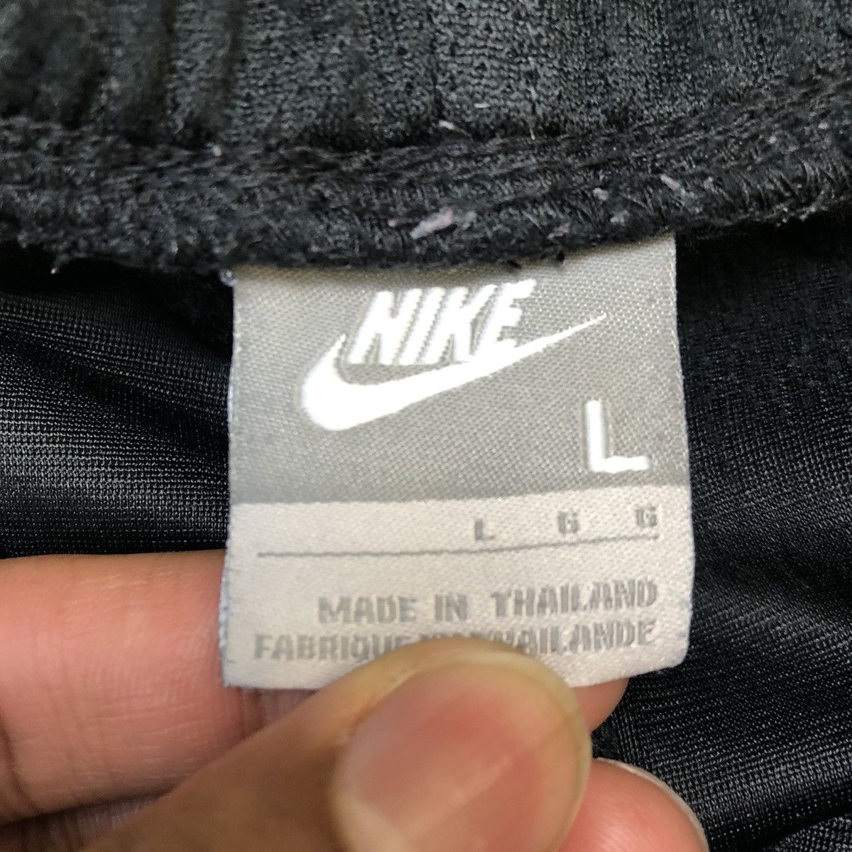 Nike Nike Sportswear Shorts Large Swoosh Spell Out Pocketed Pants Size US 30 / EU 46 - 4 Thumbnail