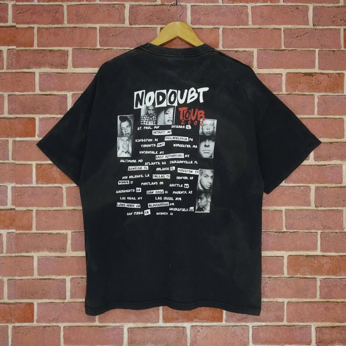 Band Tees Vintage No Doubt Alternative Rock Band Punk Tour T-shirt Size US XL / EU 56 / 4 - 2 Thumbnail