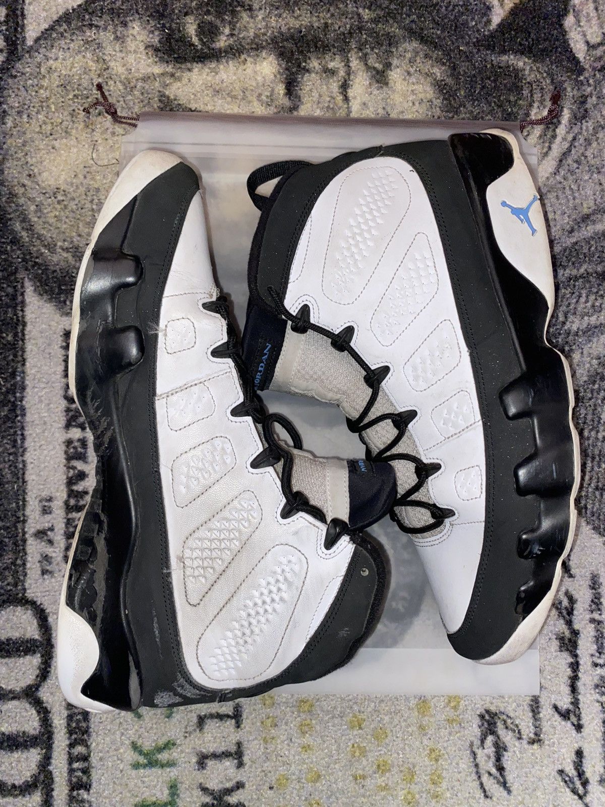 Jordan Brand × Nike Jordan 9 Retro University Blue Size US 13 / EU 46 - 2 Thumbnail
