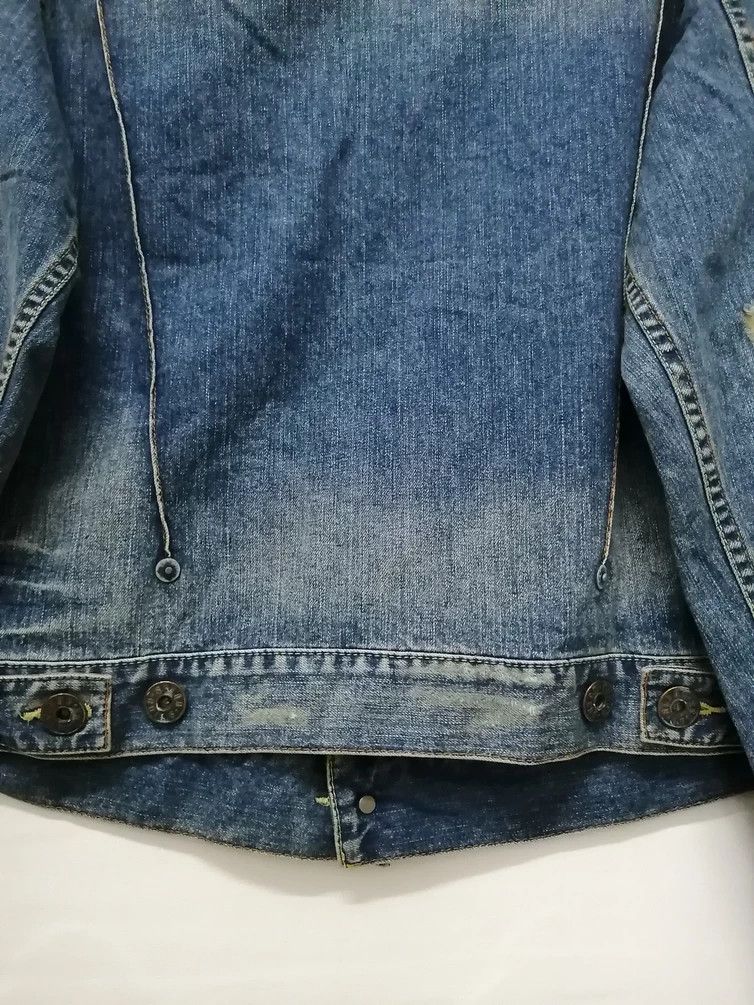 Guess Vintage GUESS Distressed Denim Jacket Lot 01 2101517 Size US S / EU 44-46 / 1 - 4 Thumbnail