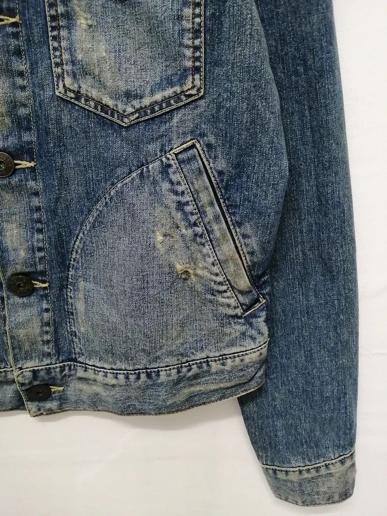 Guess Vintage GUESS Distressed Denim Jacket Lot 01 2101517 Size US S / EU 44-46 / 1 - 11 Thumbnail