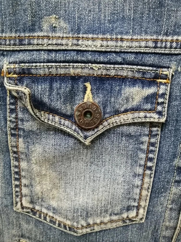Guess Vintage GUESS Distressed Denim Jacket Lot 01 2101517 Size US S / EU 44-46 / 1 - 8 Thumbnail