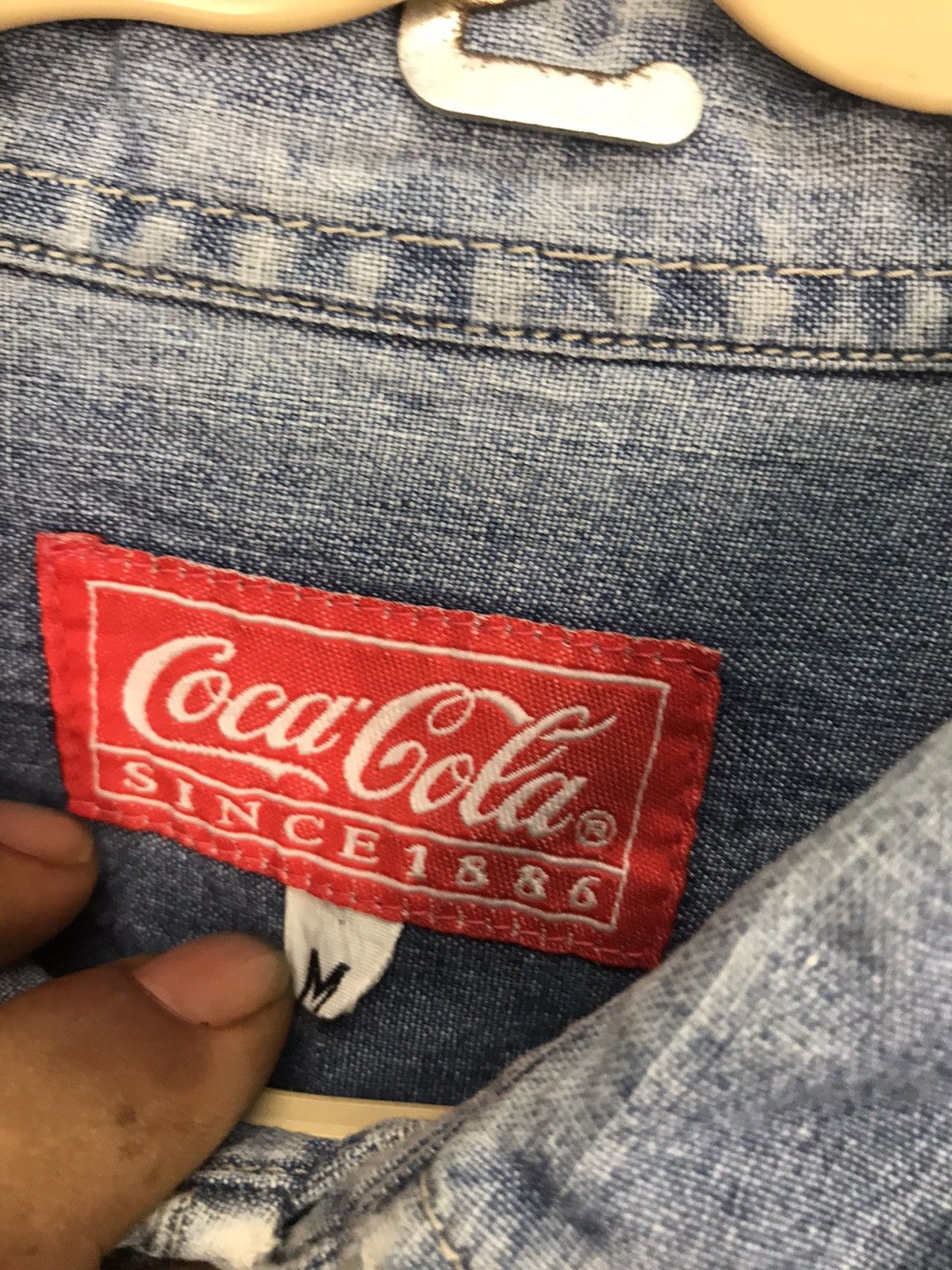 Coca Cola × Flannel × Vintage Coca-Cola distressed denim single pocket button up shirt Size US M / EU 48-50 / 2 - 4 Thumbnail