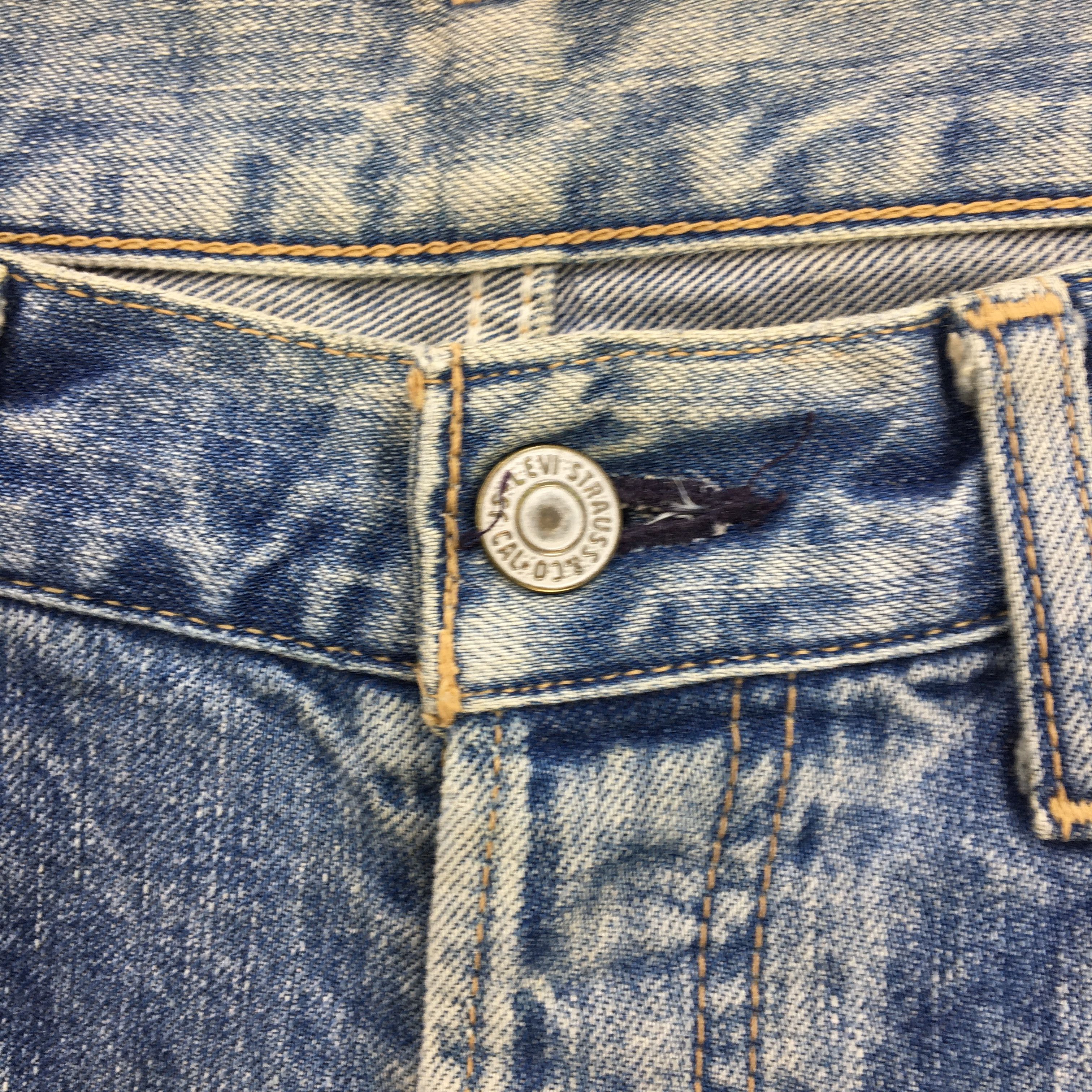 Levi's Vintage Levis 501 Jeans Light Wash Levi's Button Fly Denim Size US 30 / EU 46 - 10 Thumbnail