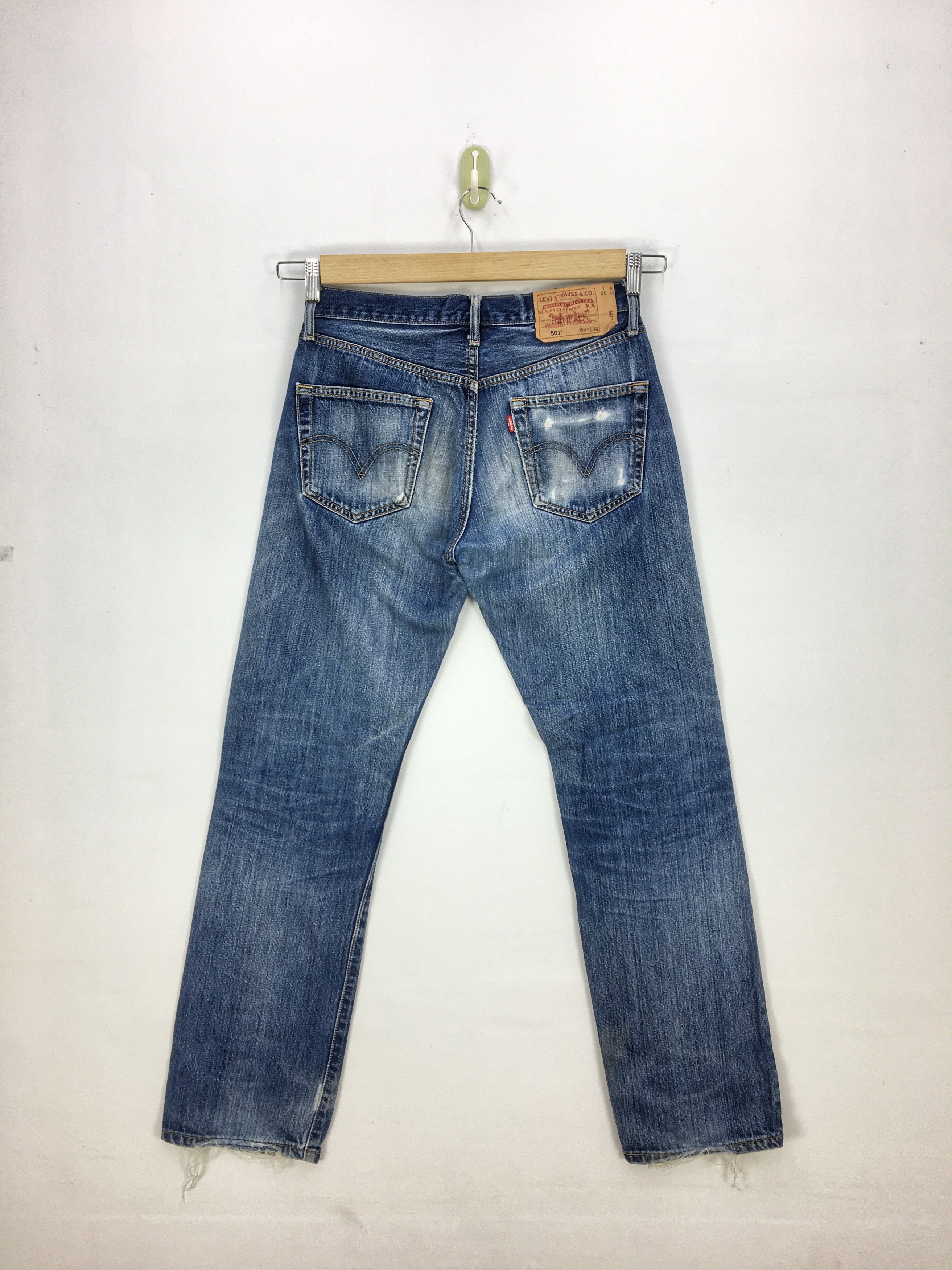 Levi's Vintage Levis Jeans Pants Blue Distressed Levi's 501 Denim Size 28" / US 6 / IT 42 - 2 Thumbnail