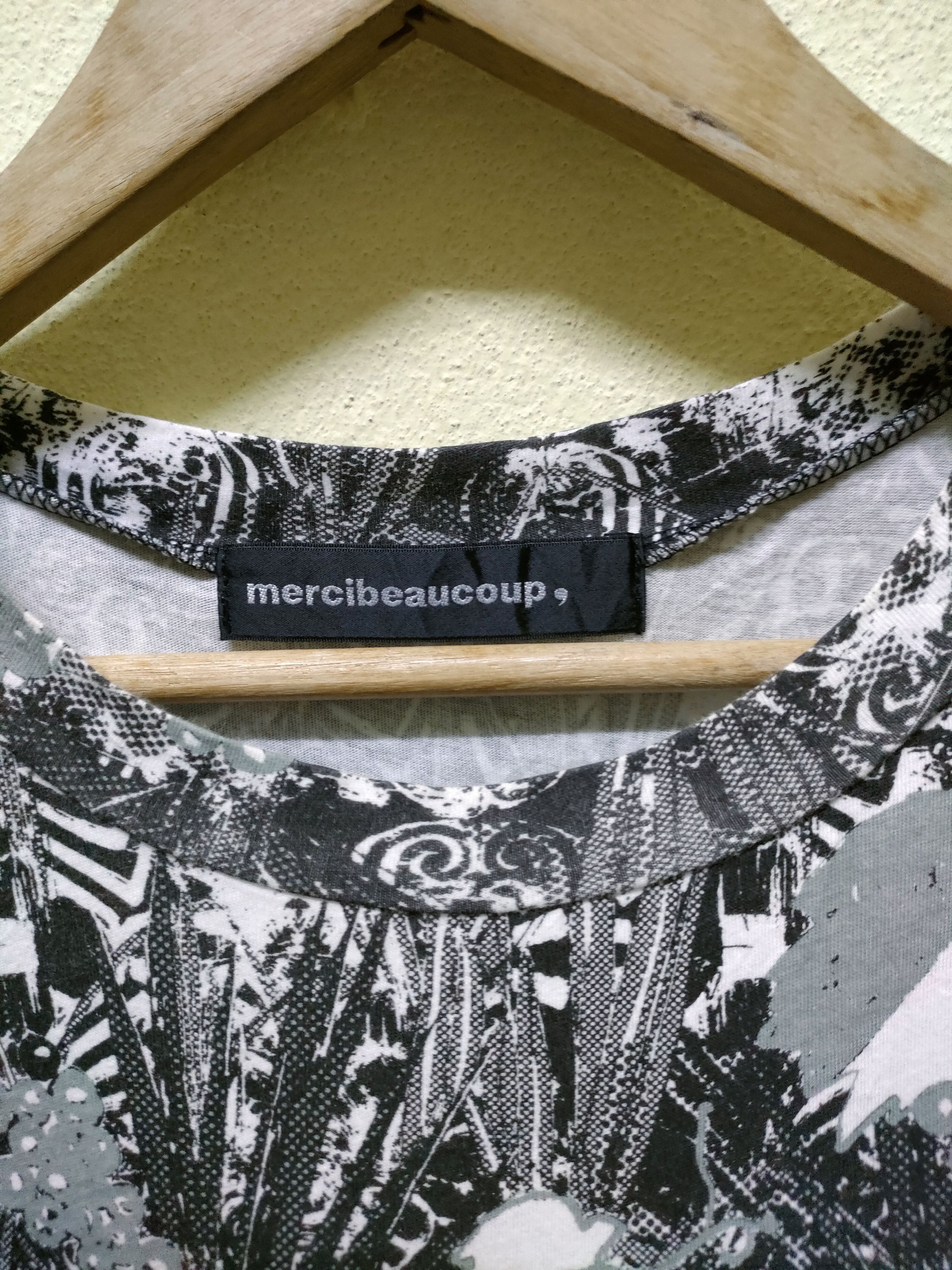 Issey Miyake × Japanese Brand Steal 🔥 🔥Mercibeaucoup Designer T-shirt Size US M / EU 48-50 / 2 - 5 Thumbnail