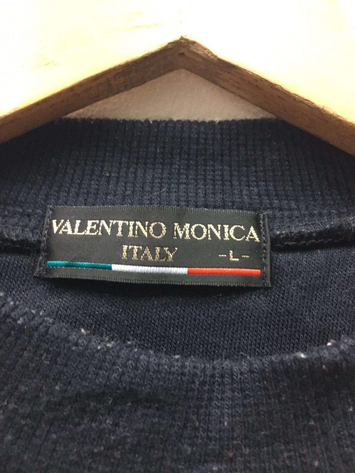 Designer × Valentino × Vintage Vintage Valentino Monica Sweatshirt CrewNeck 2-tone Size US M / EU 48-50 / 2 - 7 Thumbnail