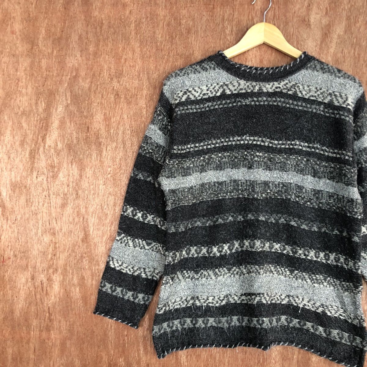 Vintage DL Vino Rouge stripe shaggy Grey Knitwear #c723 Size US M / EU 48-50 / 2 - 7 Thumbnail