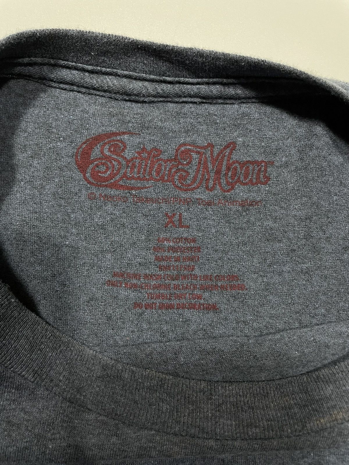 Anime VTG SAILOR MOON BIG PRINT NICE GRAPHICS T-SHIRT DISTRESSED Size US XL / EU 56 / 4 - 5 Thumbnail