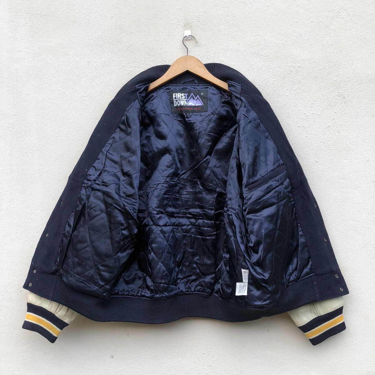 Vintage ‼️OUTDOOR BRAND FIRST DOWN BIG SPELLOUT Varsity Jacket Size US L / EU 52-54 / 3 - 11 Thumbnail