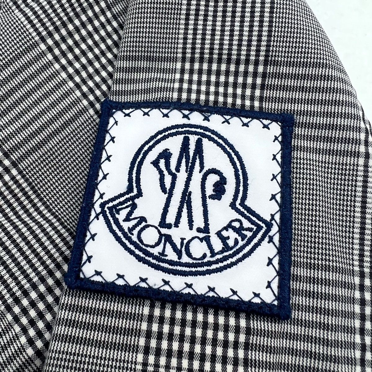 Moncler × Moncler Gamme Bleu × Thom Browne Moncler Gamme Bleu Check Lightweight Jacket Size US XS / EU 42 / 0 - 3 Thumbnail