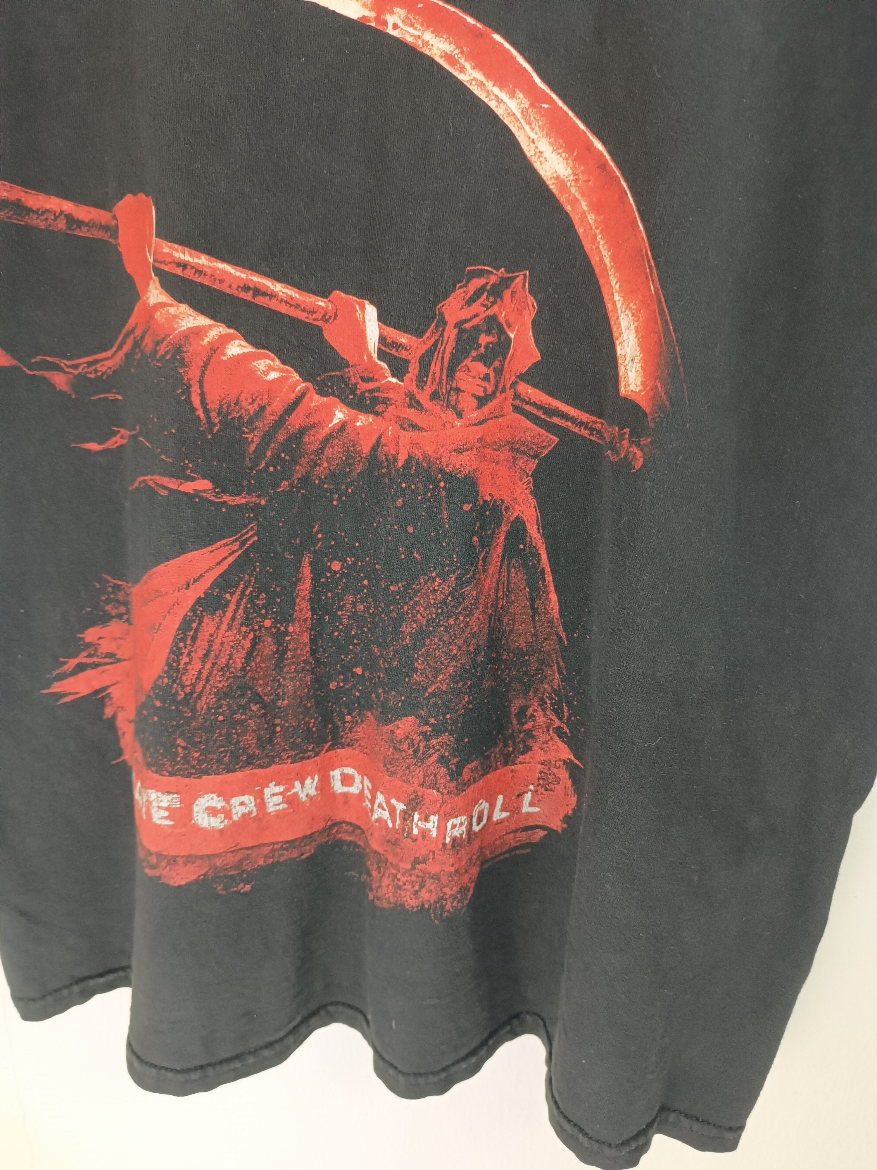 Band Tees VINTAGE '04 CHILDREN OF BODOM TOUR (lamb of god in flames) Size US M / EU 48-50 / 2 - 12 Thumbnail