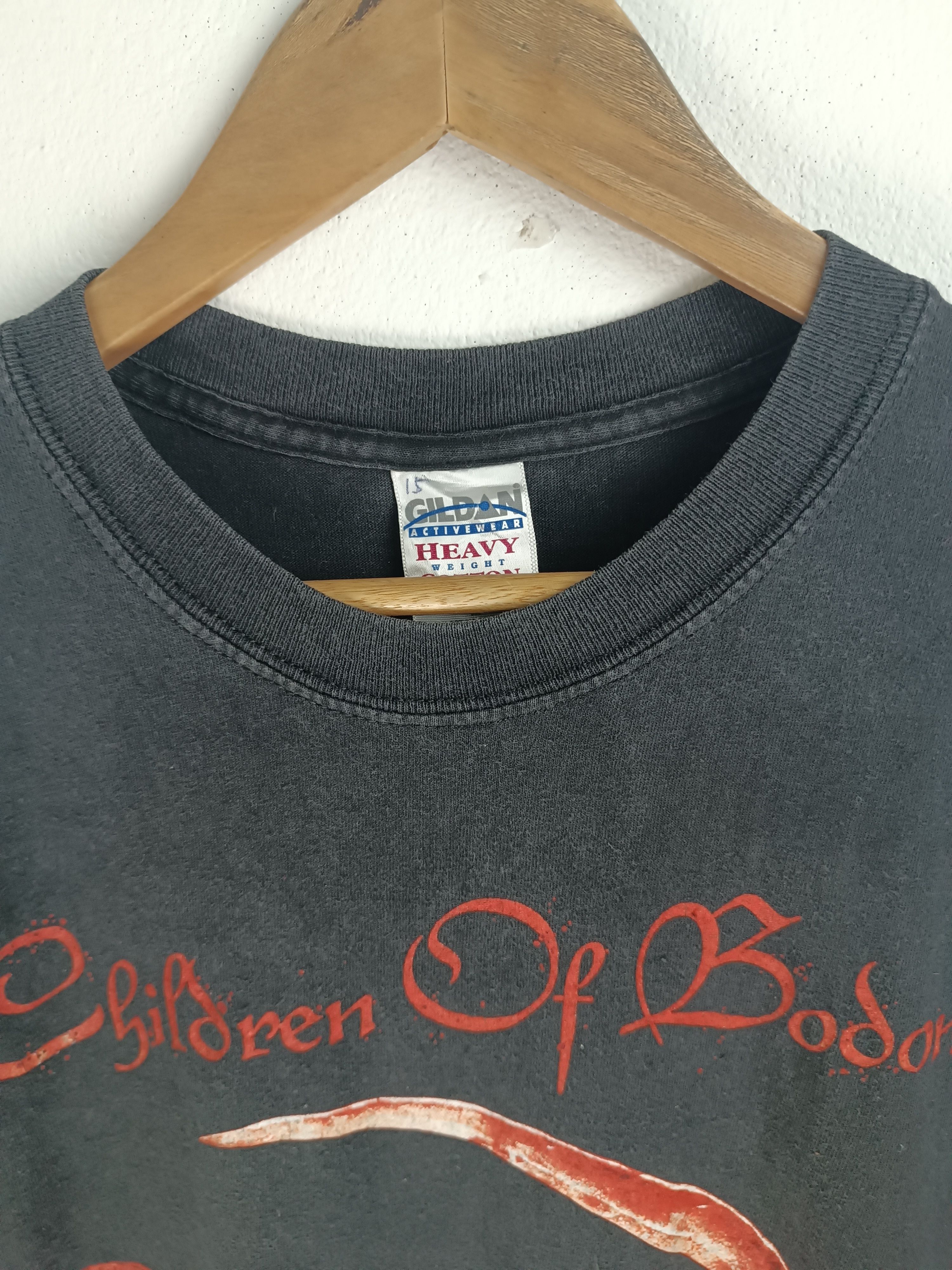 Band Tees VINTAGE '04 CHILDREN OF BODOM TOUR (lamb of god in flames) Size US M / EU 48-50 / 2 - 13 Thumbnail