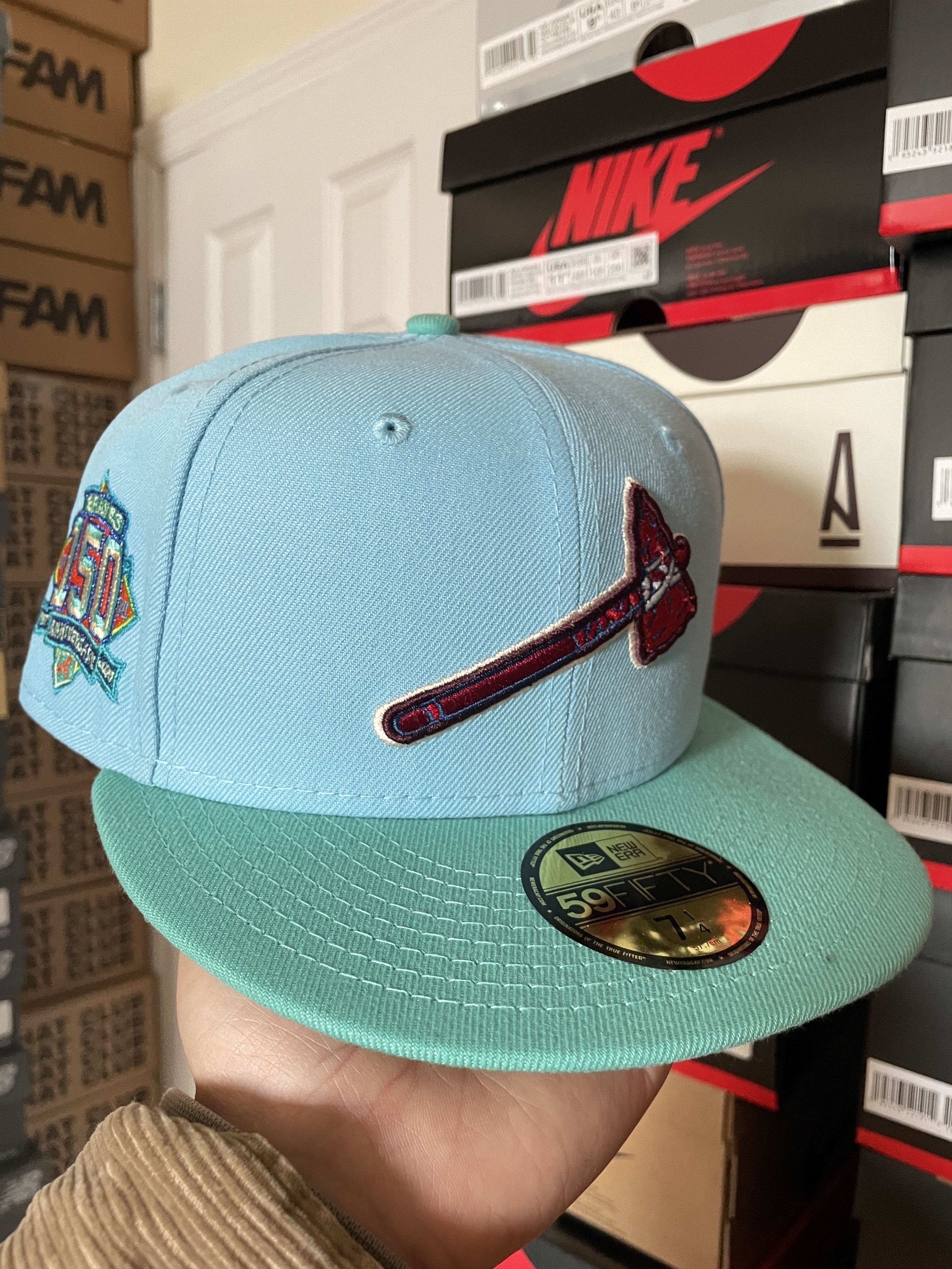 image of Hat x Myfitteds Atlanta Braves 7 1/4 Hidden Kingdom Wings Of Fire in Blue Green Red, Men's