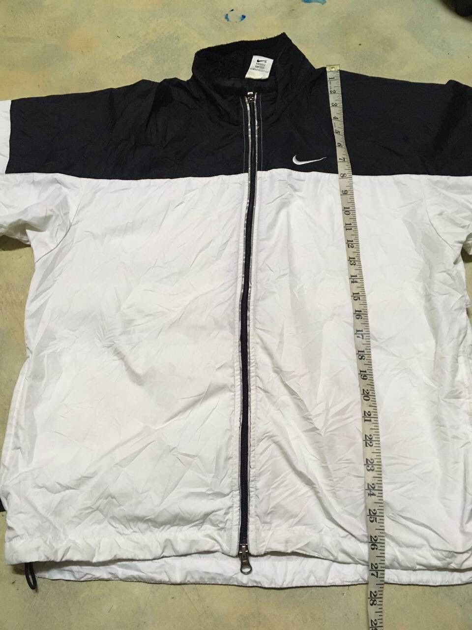 Nike Vintage Nike Sweater Windbreaker Light Jacket Small Logo Size US M / EU 48-50 / 2 - 11 Thumbnail