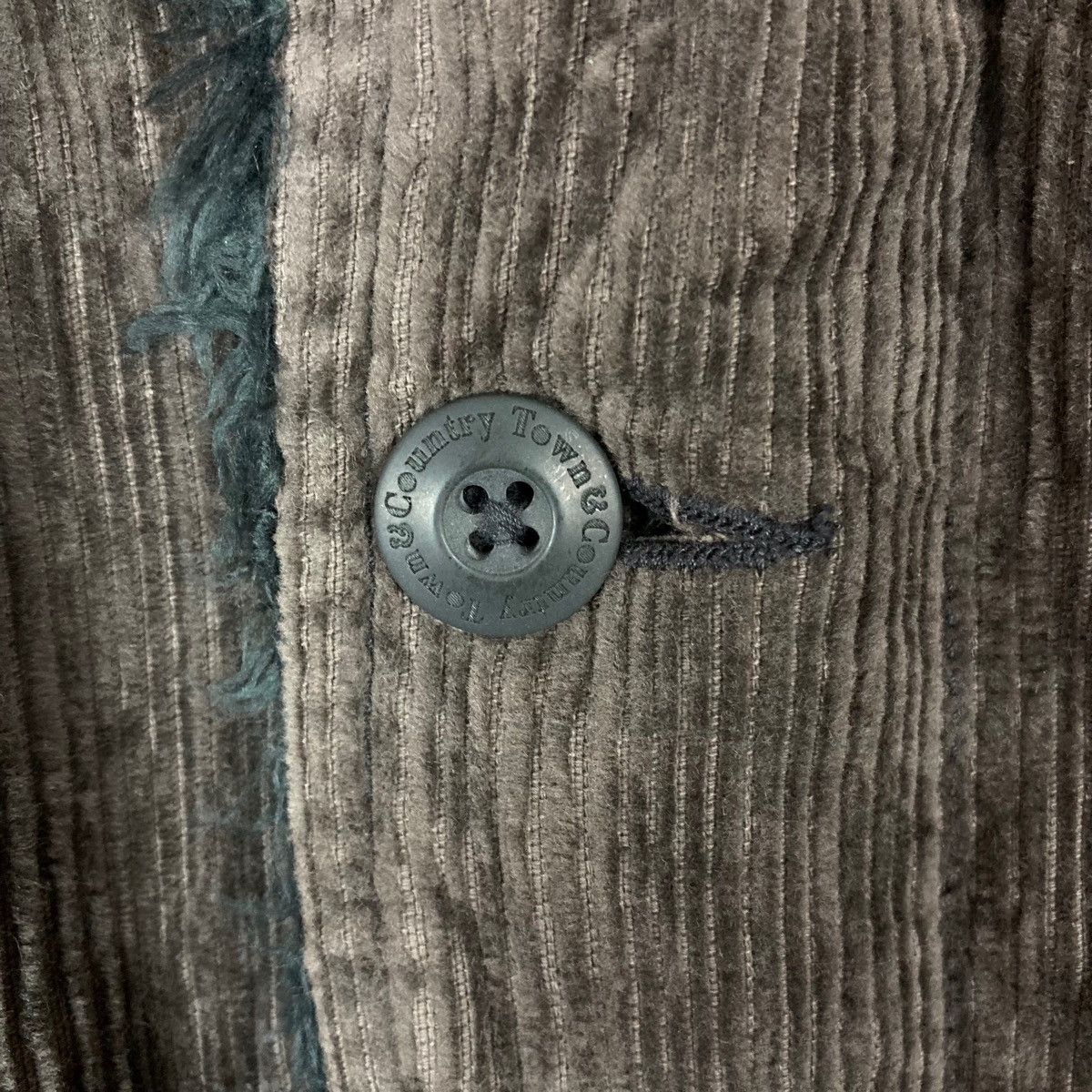 Vintage Vintage Town and Country Surfing Corduroy Jacket Size US M / EU 48-50 / 2 - 4 Thumbnail