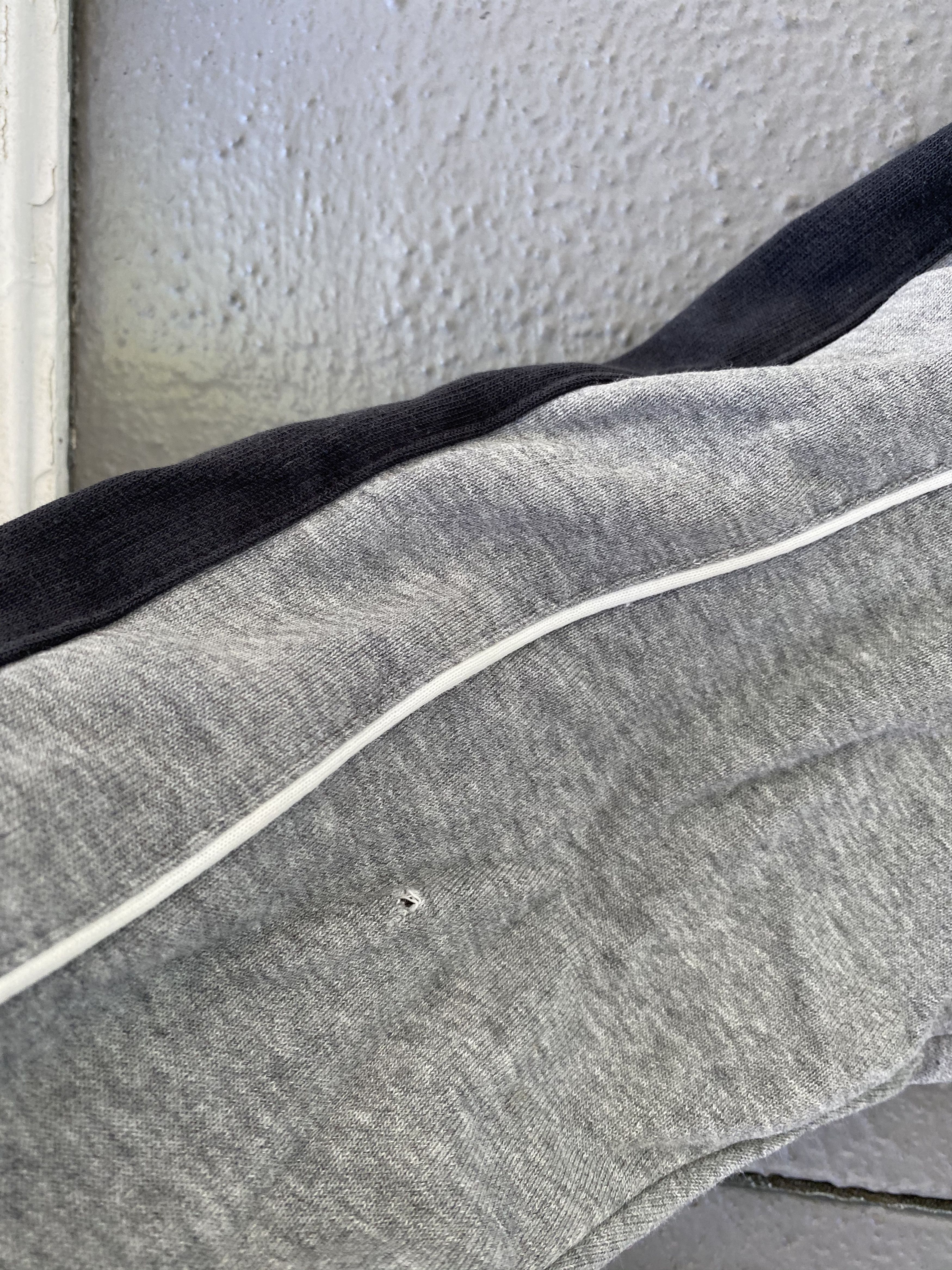 Nike × Vintage Vintage 00s Nike Mini Swoosh Embroidered Hoodie Travis Size US M / EU 48-50 / 2 - 3 Thumbnail