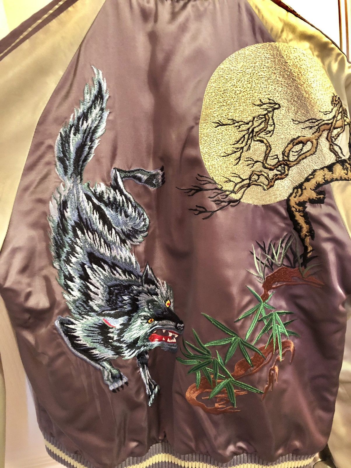 Gucci Gucci - Lone Wolf Embroidered Bomber Jacket Size US S / EU 44-46 / 1 - 9 Thumbnail