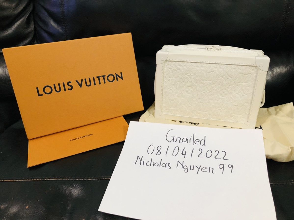 Louis Vuitton Louis Vuitton X Virgil Abloh Cocaine White Trunk S/S 2019 Size ONE SIZE - 1 Thumbnail