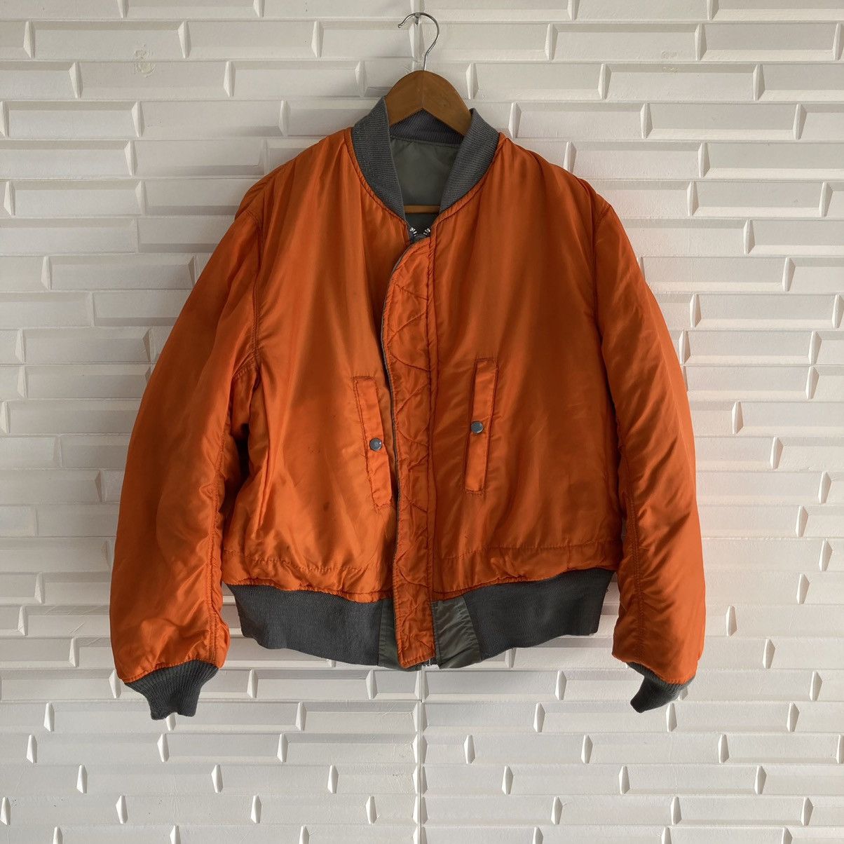 Alpha Industries Alpha MA-1 Reversible Bomber Jacket Size US L / EU 52-54 / 3 - 2 Thumbnail