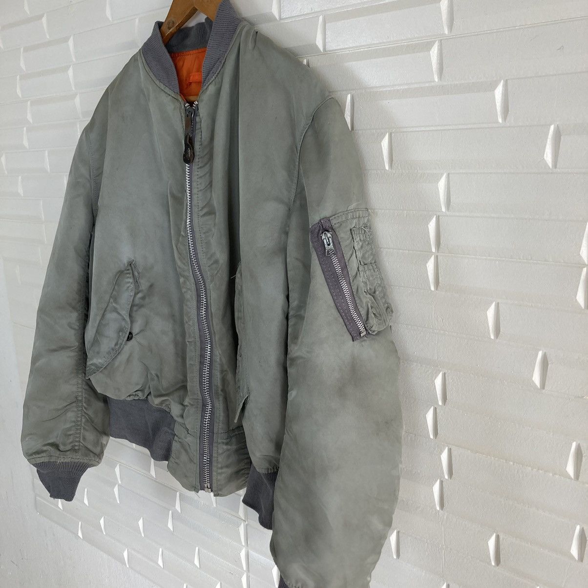 Alpha Industries Alpha MA-1 Reversible Bomber Jacket Size US L / EU 52-54 / 3 - 7 Thumbnail