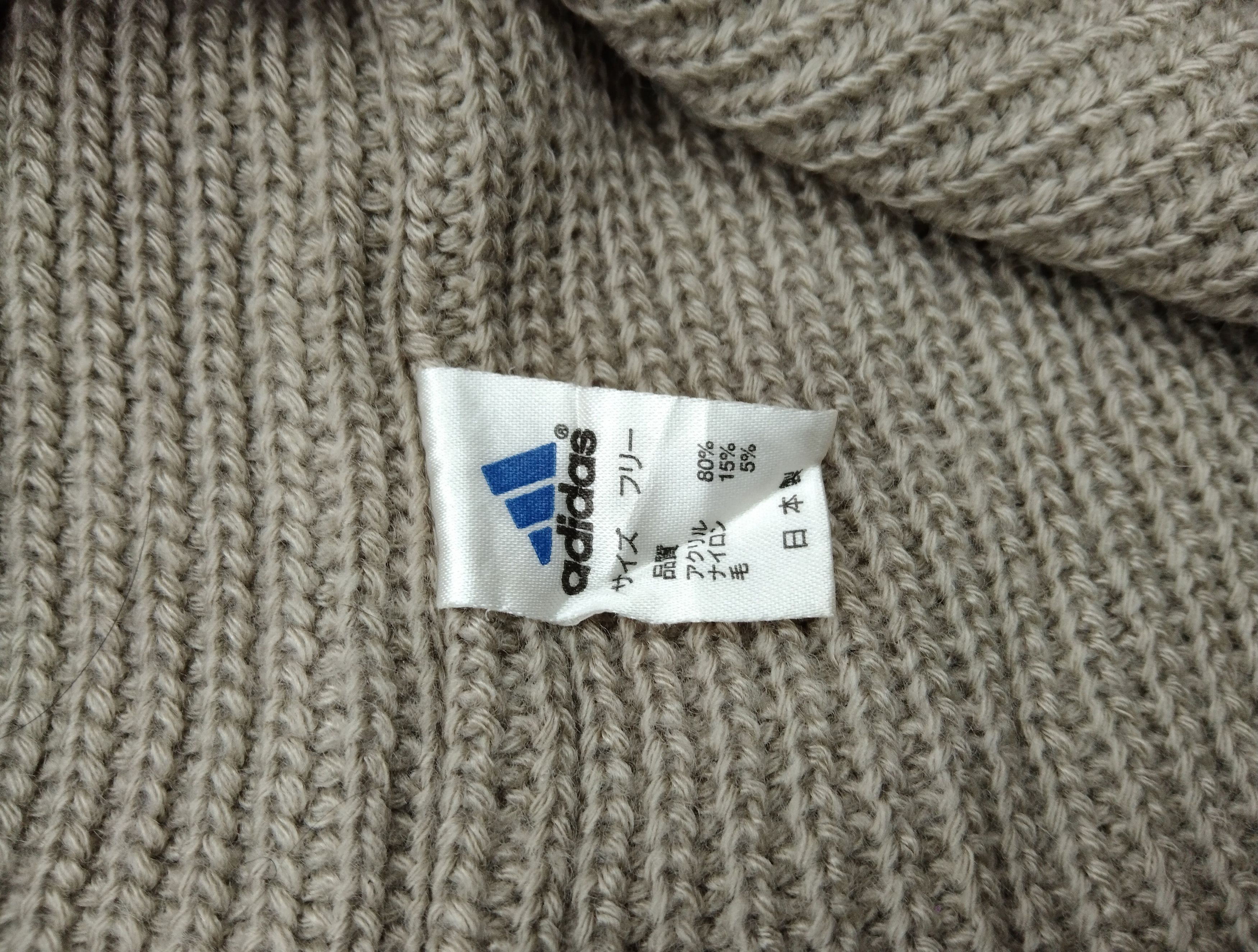 Adidas VINTAGE ADIDAS EARFLAP SPORTS/ADVENTURE BEANIE Size ONE SIZE - 7 Thumbnail