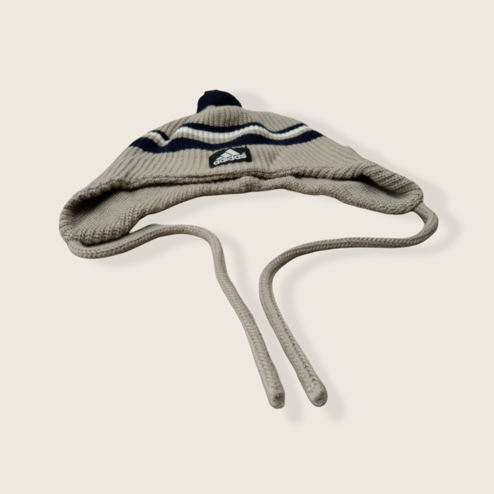 Adidas VINTAGE ADIDAS EARFLAP SPORTS/ADVENTURE BEANIE Size ONE SIZE - 8 Thumbnail