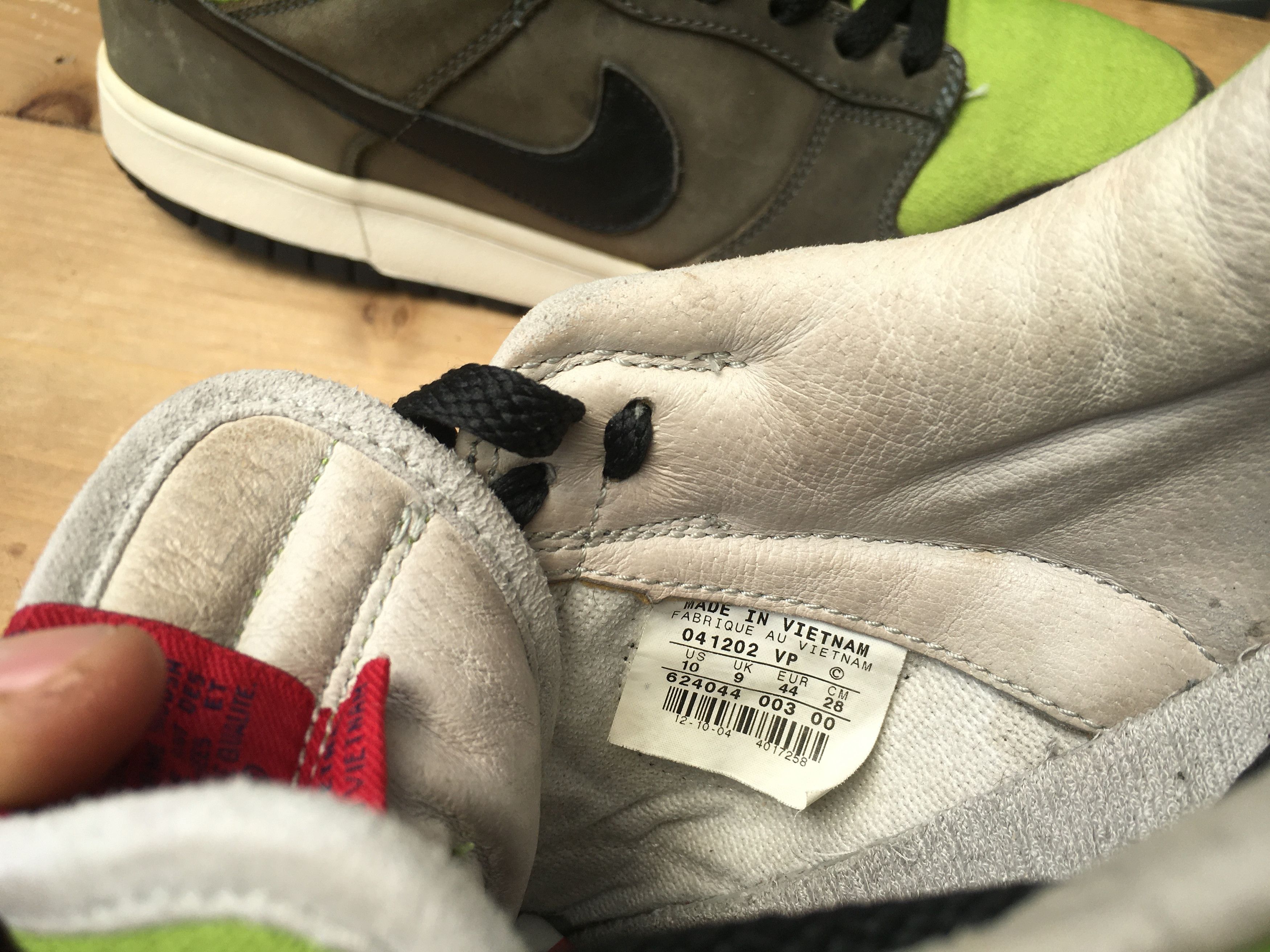 Nike 🔥 Rare Vintage Nike Dunk Low Pro Kermit 2004 Size US 10 / EU 43 - 13 Thumbnail