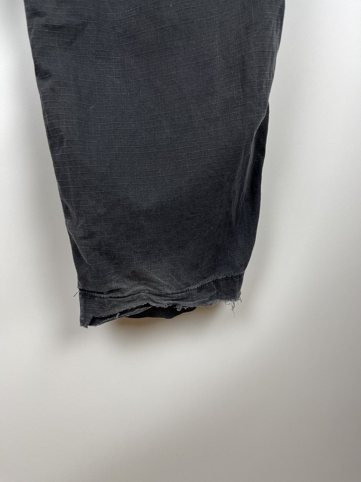 Carhartt Carhartt WIP vintage used cargo pants travis Scott style Size US 30 / EU 46 - 14 Thumbnail