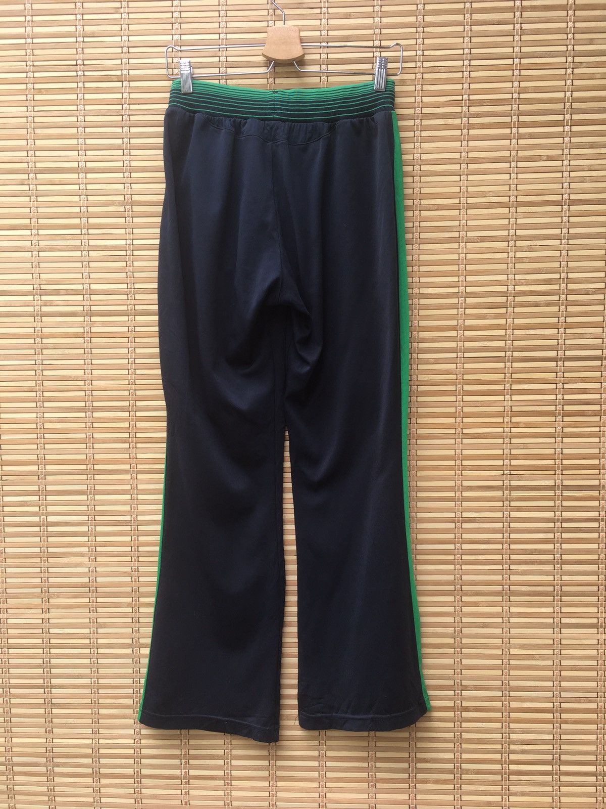 Nike Nike Track Pants Size US 26 / EU 42 - 2 Thumbnail