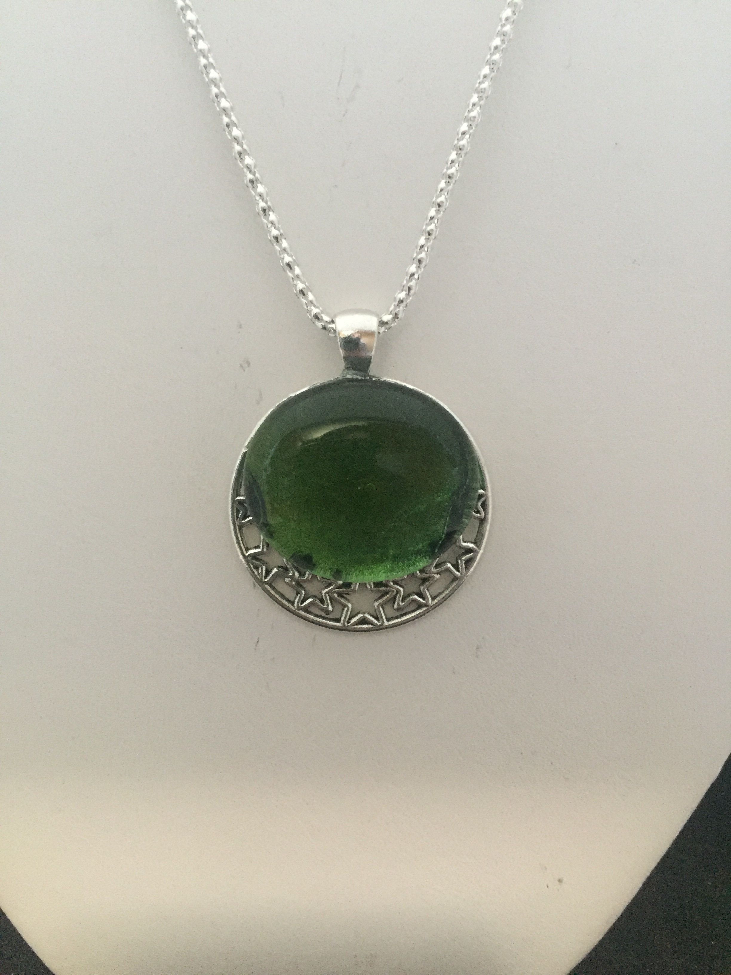 Handmade Green Glass Silver chain necklace Size ONE SIZE - 4 Thumbnail
