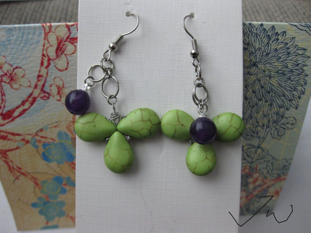 Handmade Green Turquoise Beads Dangle Earrings With Amethyst Size ONE SIZE - 1 Thumbnail